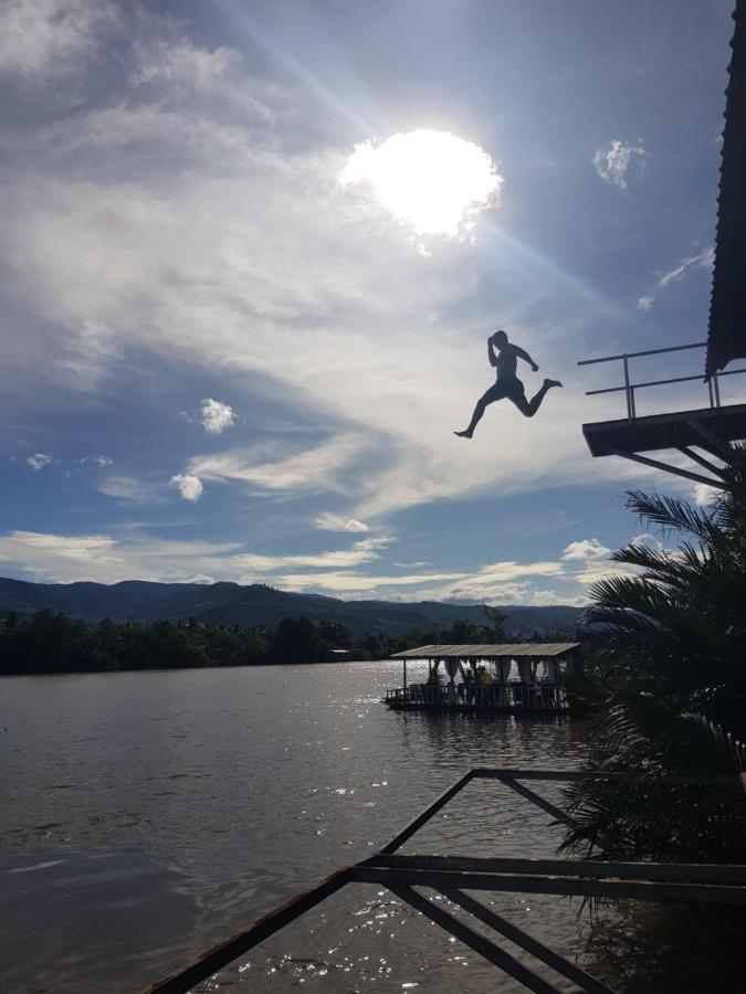 Hotel The Hideaway Kampot Esterno foto