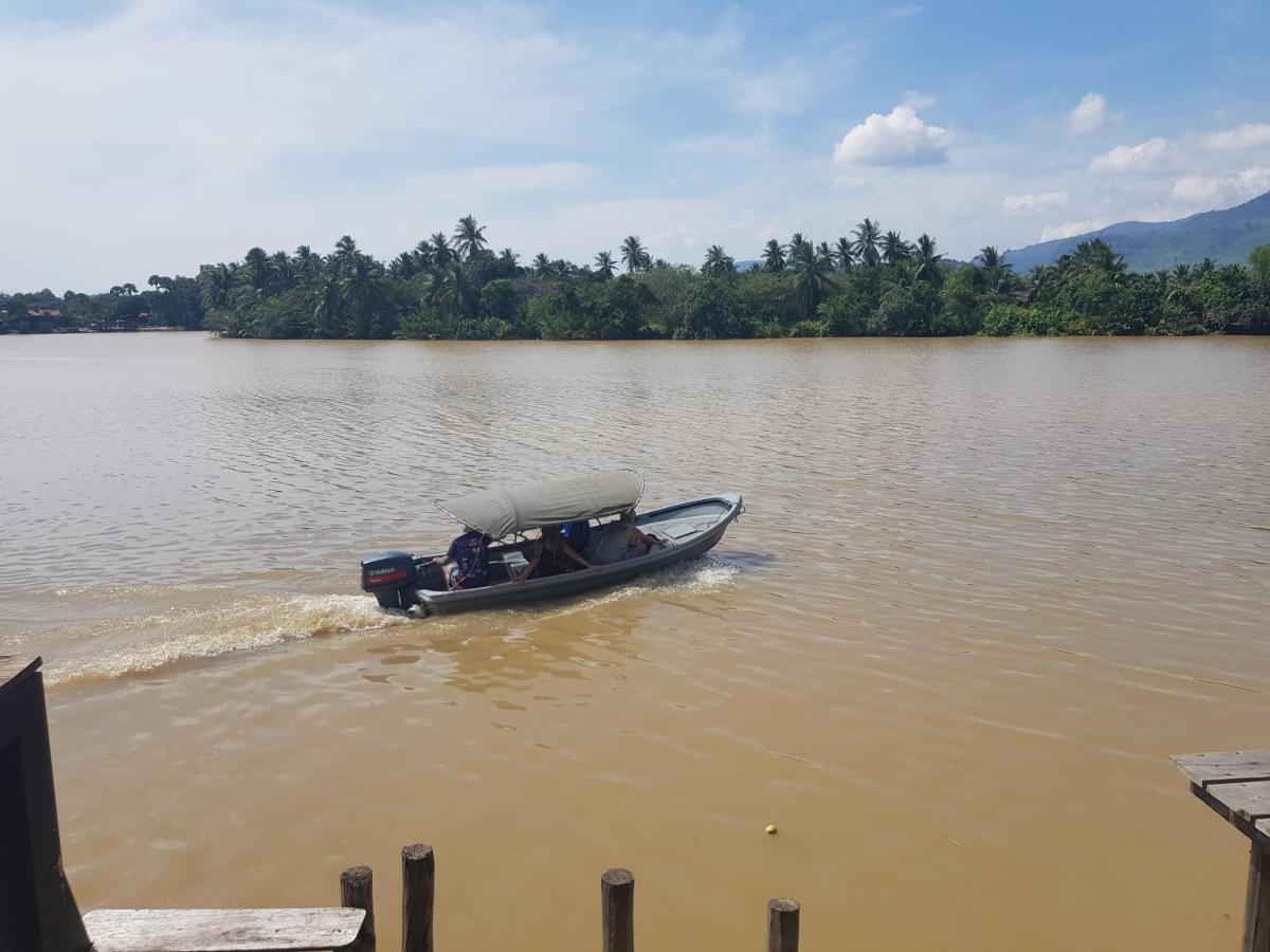Hotel The Hideaway Kampot Esterno foto