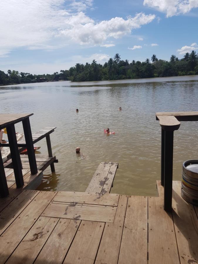 Hotel The Hideaway Kampot Esterno foto